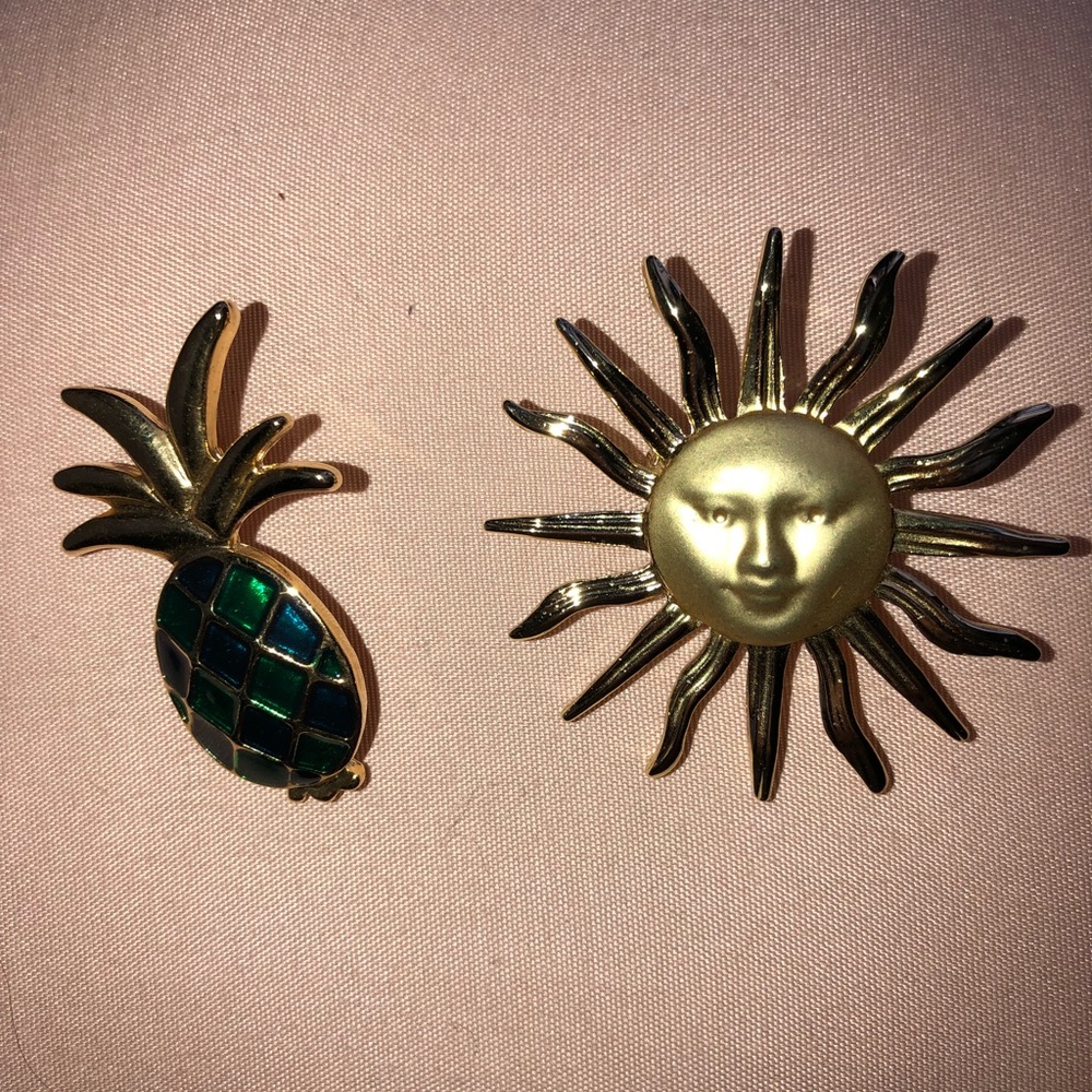Costume Jewelry Lapel Pins